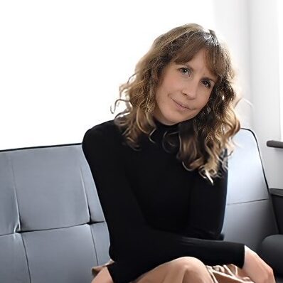 Natalie Hayes